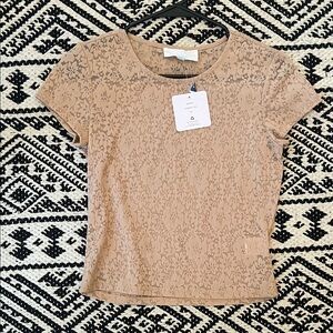 Chic Lace Short Sleeve Top in Tan